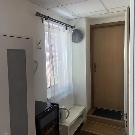 Guest house Niagara Trebic